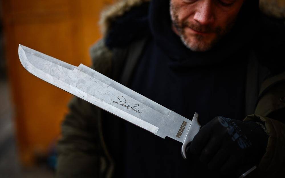 "C'est une arme pour agresser": ce que l'on sait sur les couteaux zombies, inspirés de l'univers des jeux vidéo, de plus en plus prisés chez les jeunes