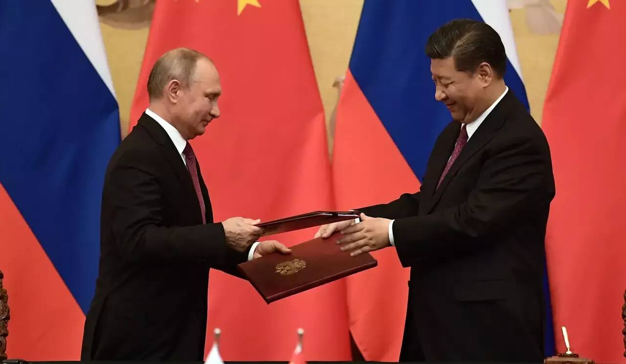 "Un déplacement pour la paix et l'amitié": la Chine officialise la visite de Xi Jinping en Russie pour rencontrer Vladimir Poutine