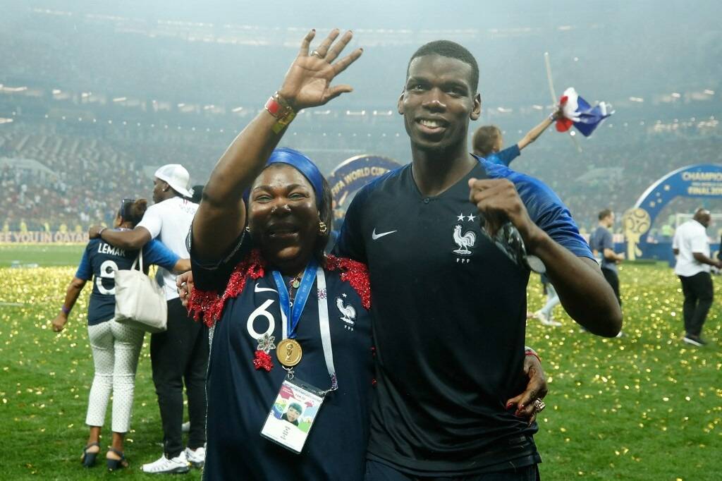 La mère des Pogba se raconte dans un livre, au-delà de l'affaire qui lui "brise le coeur"