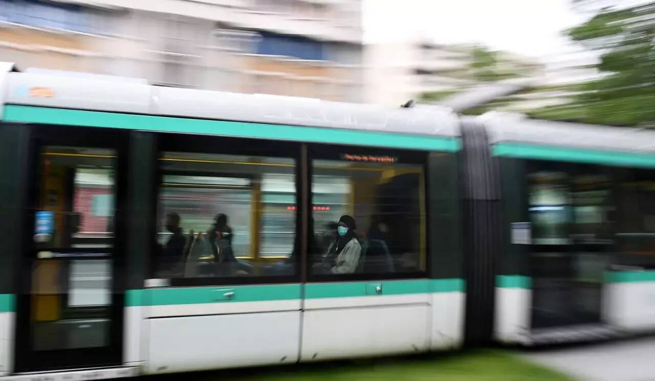 En Autriche, le ministère de l'environnement propose des transports en commun gratuits contre... un tatouage