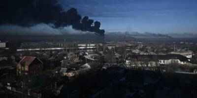 Guerre en Ukraine: un avion militaire ukrainien s'écrase près de Kiev avec 14 personnes à bord