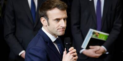 Présidentielle 2022: Emmanuel Macron promet d'