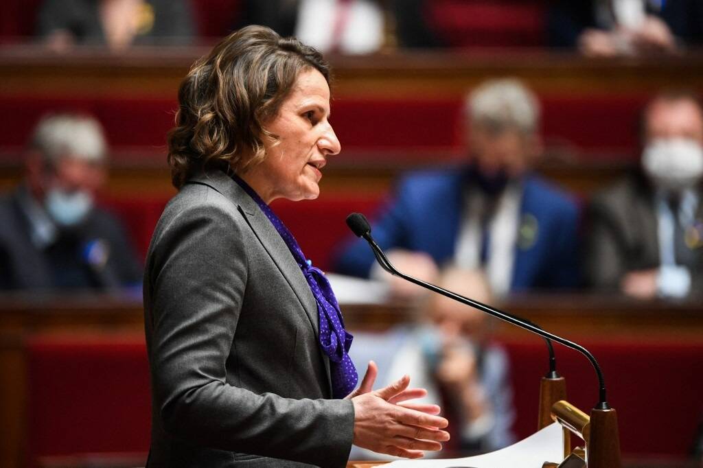 Valérie Rabault, présidente du groupe PS à l'Assemblée nationale, aurait refusé le poste de Première ministre
