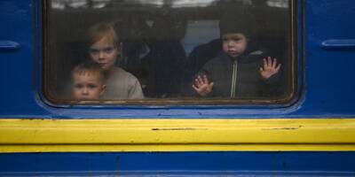Un garçon de 11 ans fuit l'Ukraine et arrive seul en Slovaquie