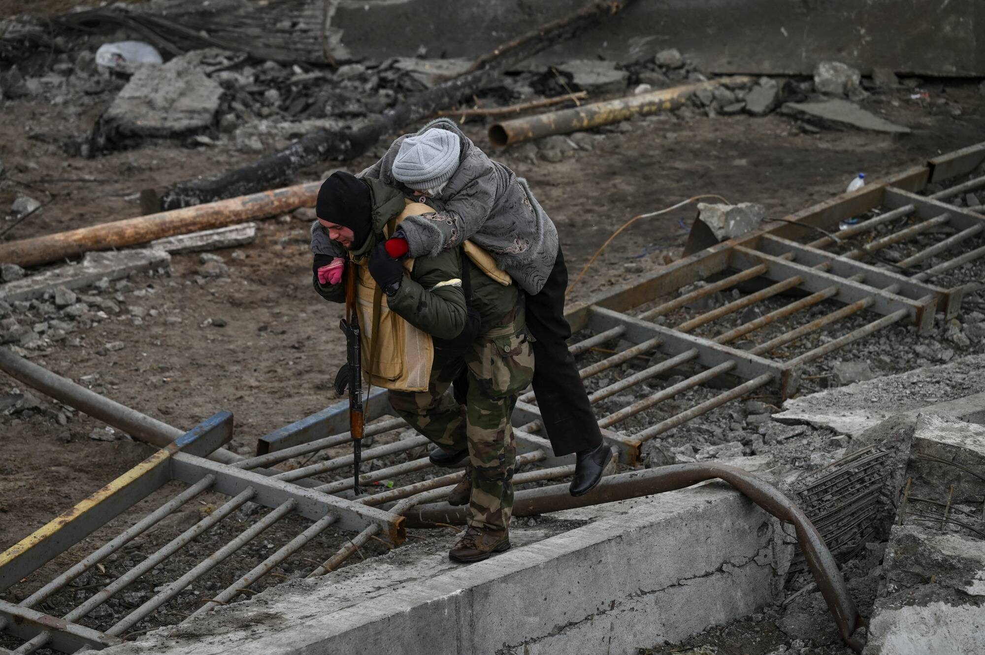 Guerre en Ukraine: au moins 200 morts à Irpin, dans la banlieue de Kiev, depuis le début du conflit selon le maire