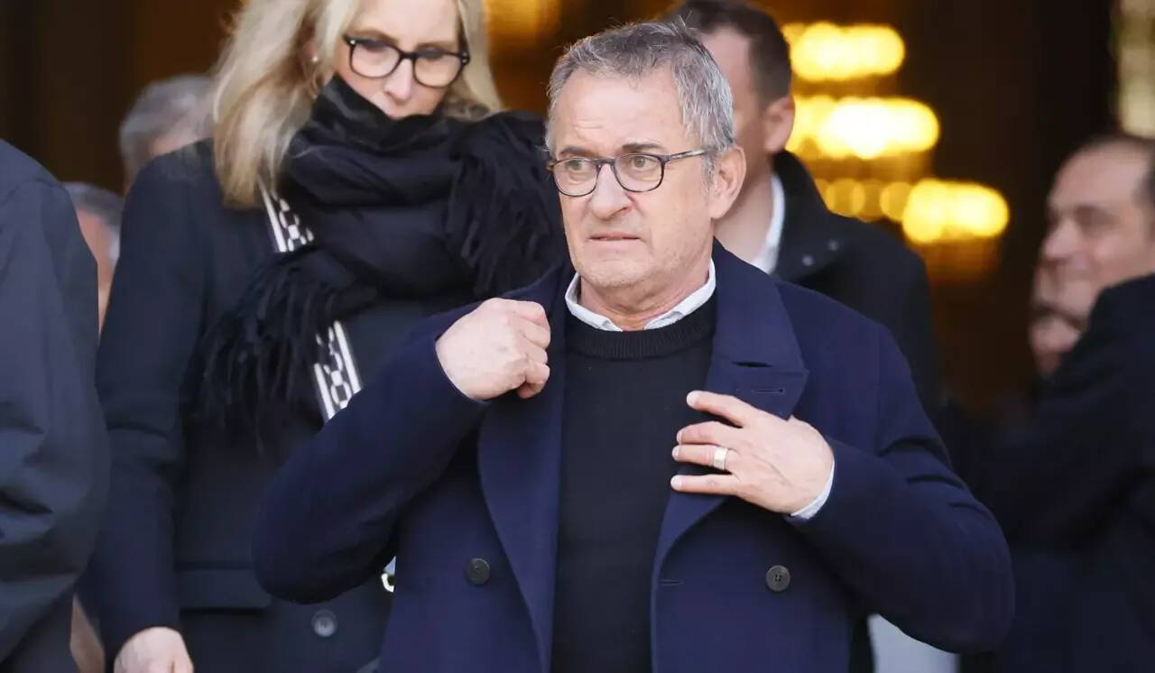 En excès de vitesse et testé positif à la cocaïne... L'animateur Christophe Dechavane devant la justice