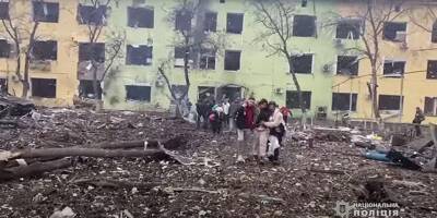 Guerre en Ukraine en direct: plus de 100 hôpitaux ont été détruits par des bombardements russes, annonce Zelensky