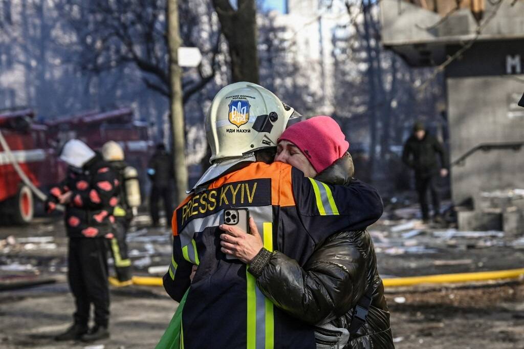 Guerre en Ukraine: Kiev sous le feu russe, un journaliste de Fox news tué, Marina Ovsiannikova libérée... Suivez notre direct