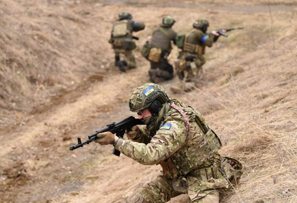 Guerre en Ukraine: un théâtre abritant des civils bombardé à Marioupol, une enquête pour "crime de guerre" ouverte en France ... Suivez notre direct