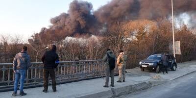 Guerre en Ukraine: explosions à Kiev ce vendredi, au moins un mort et 15 blessés