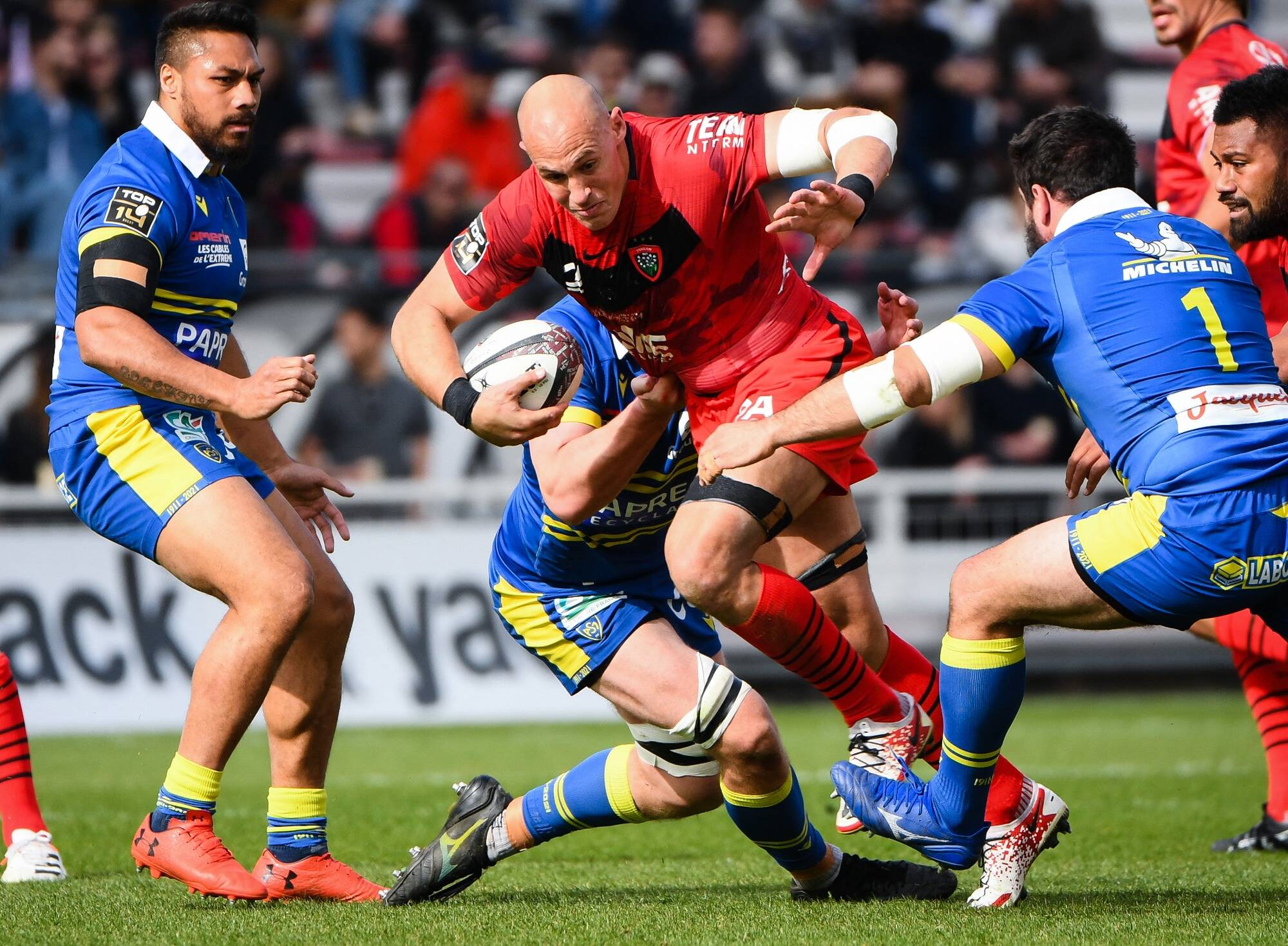 Toulon s'impose 32-22 face à Clermont et poursuit sa remontée au classement