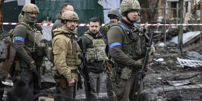 Guerre en Ukraine en direct: le ministre russe de la Défense ordonne un retrait des forces russes de Kherson