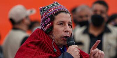 Pérou: le Parlement destitue le président Castillo
