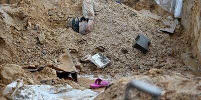 De nouvelles fosses communes découvertes près de Kiev, stigmates de 