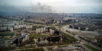 Guerre en Ukraine: la vidéo glaçante d'un quartier de Marioupol dévasté par les bombardements