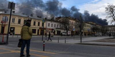Poutine décore la brigade intervenue à Boutcha, sept morts après des frappes sur Lviv... Suivez notre direct sur la guerre en Ukraine