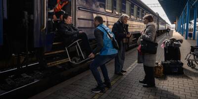 Guerre en Ukraine: nouvelle tentative d'évacuation de civils à Marioupol ce samedi