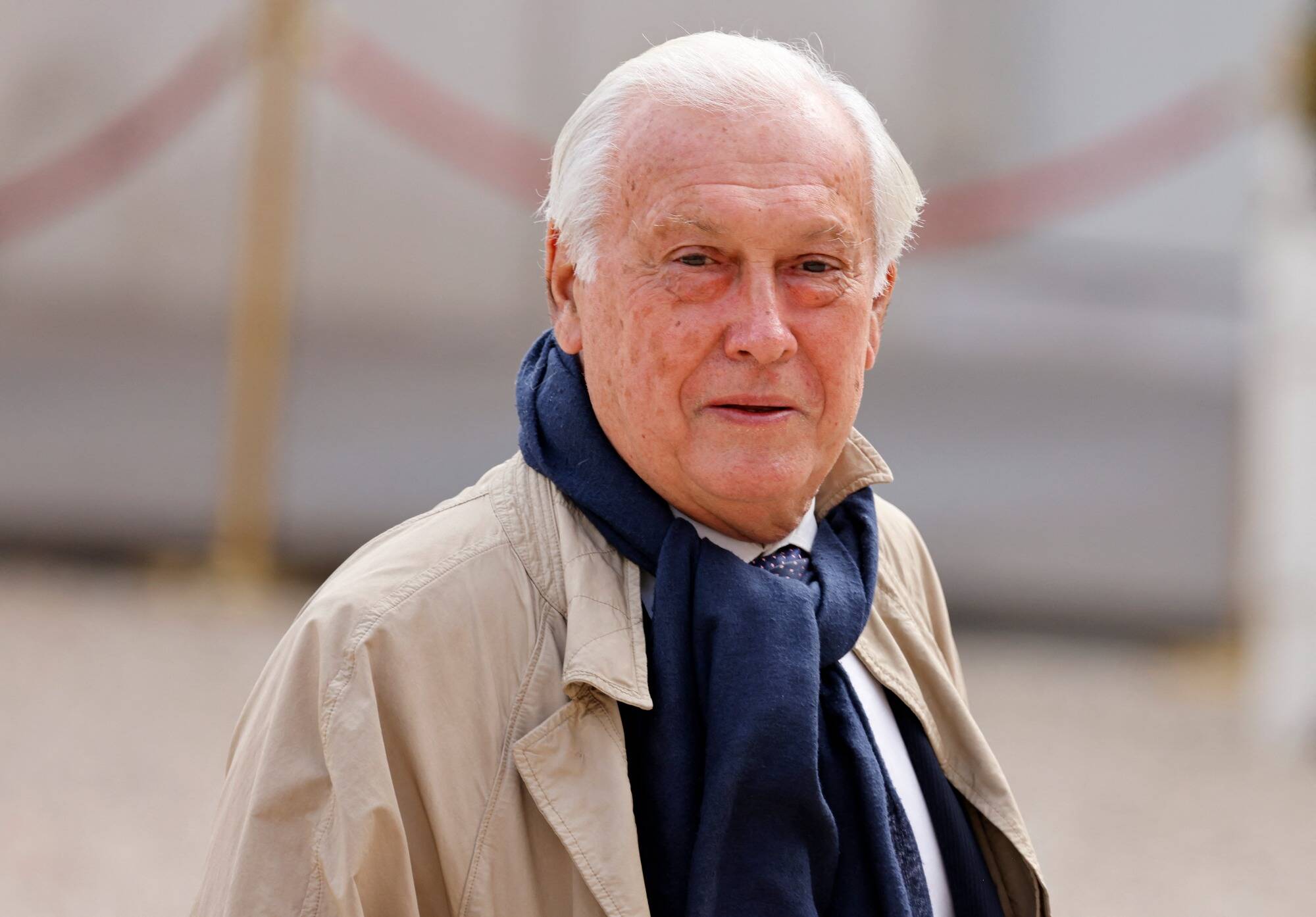 Covid-19: "Un moment de tension" prévisible dans le Sud-Est, mais "le pic de la 7e vague est passé", selon Delfraissy