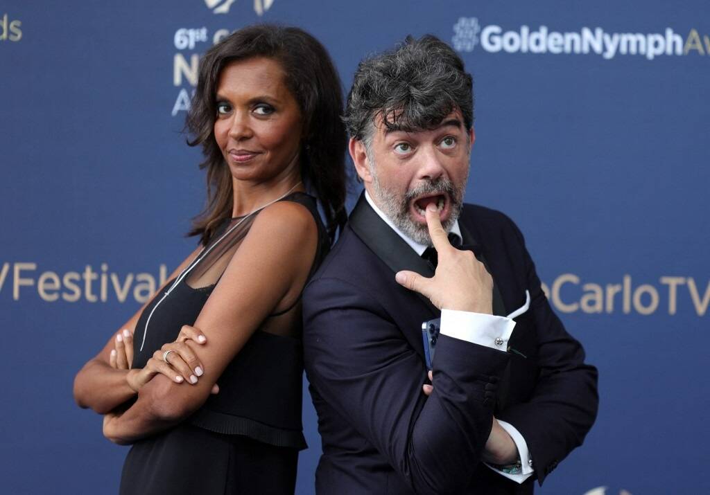 "Il affirme que c'est un accident": Karine Le Marchand réagit à l'enquête pour violences conjugales visant son ami Stéphane Plaza