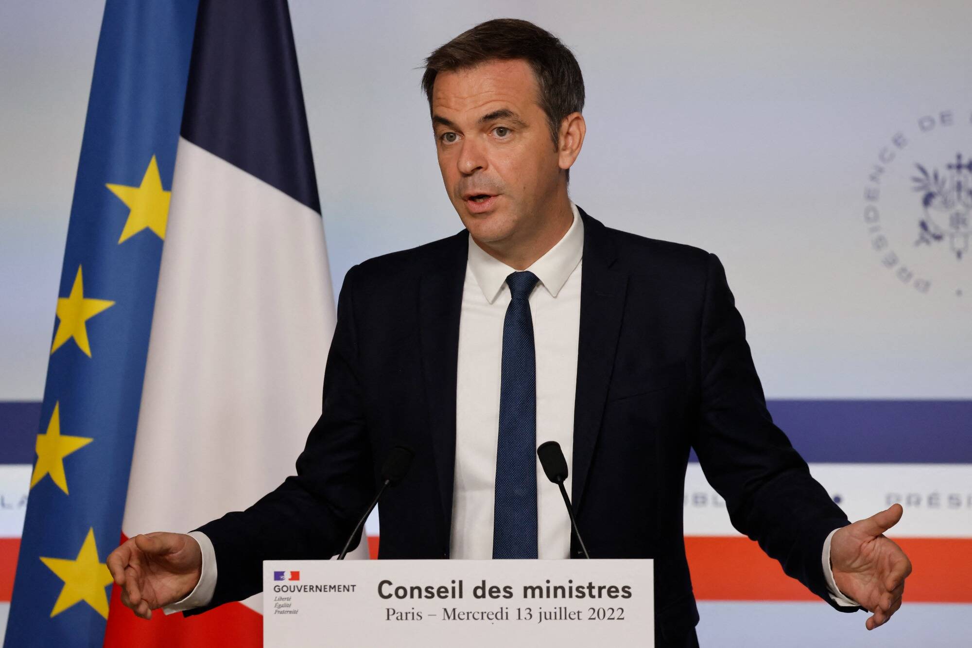 Formations, réinsertion, "bien travailler", partage de la valeur des entreprises... Le gouvernement prépare une nouvelle "loi Travail" pour le printemps