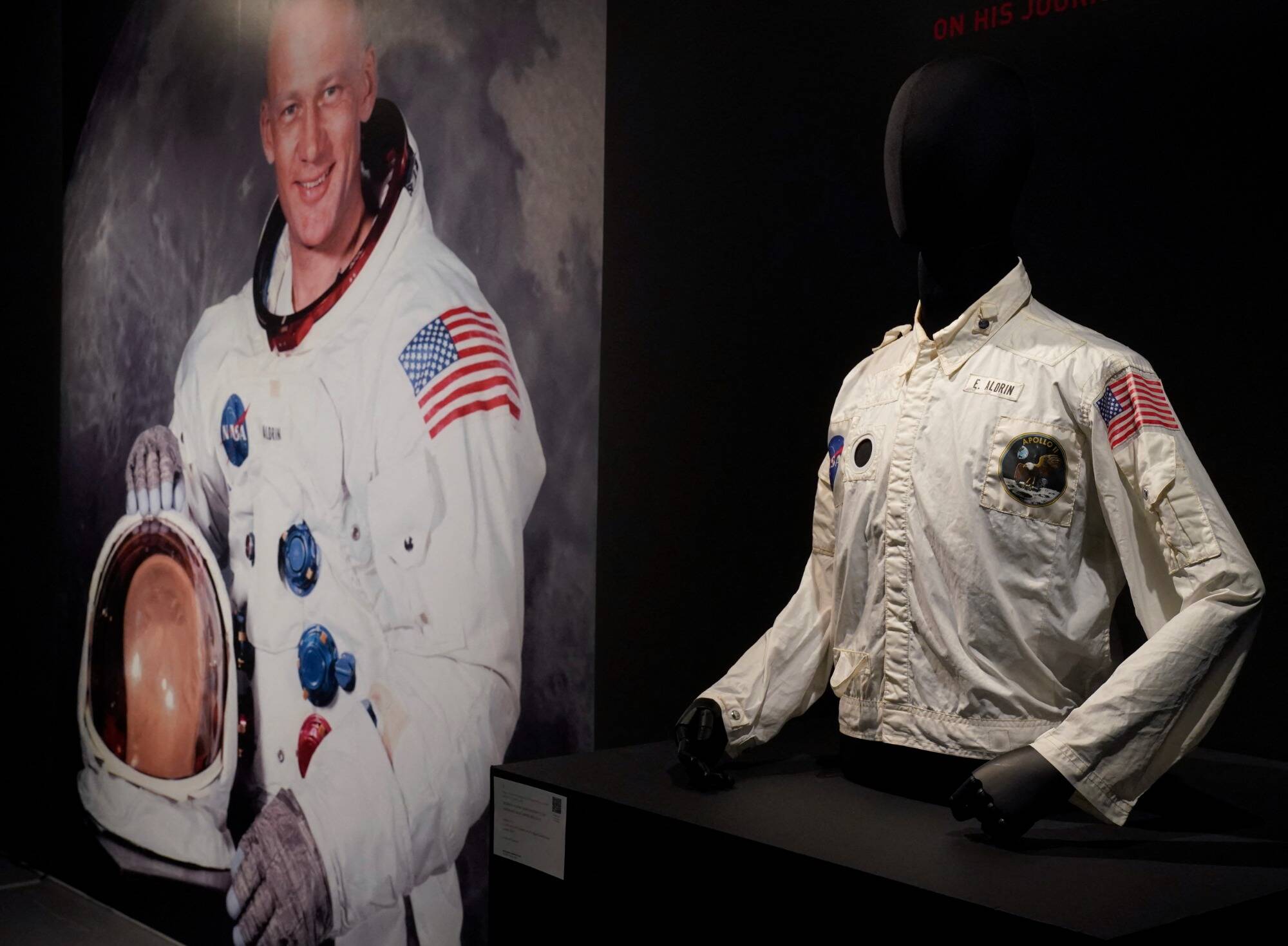 La veste que portait Buzz Aldrin pour aller sur la Lune vendue une petite fortune aux enchères