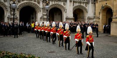 Les dignitaires et chefs d'Etat étrangers priés de venir en vols commerciaux aux obsèques de la reine Elizabeth II