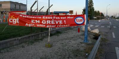 Pénurie de carburants: à Fos-sur-Mer, des salariés d'Esso-ExxonMobil 