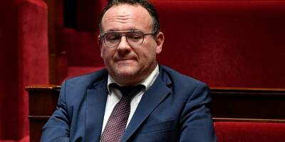 "Je ne vois pas où est le problème"... Accusé de "viol", Damien Abad cosigne une proposition de loi sur l'inéligibilité des élus condamnés pour violences
