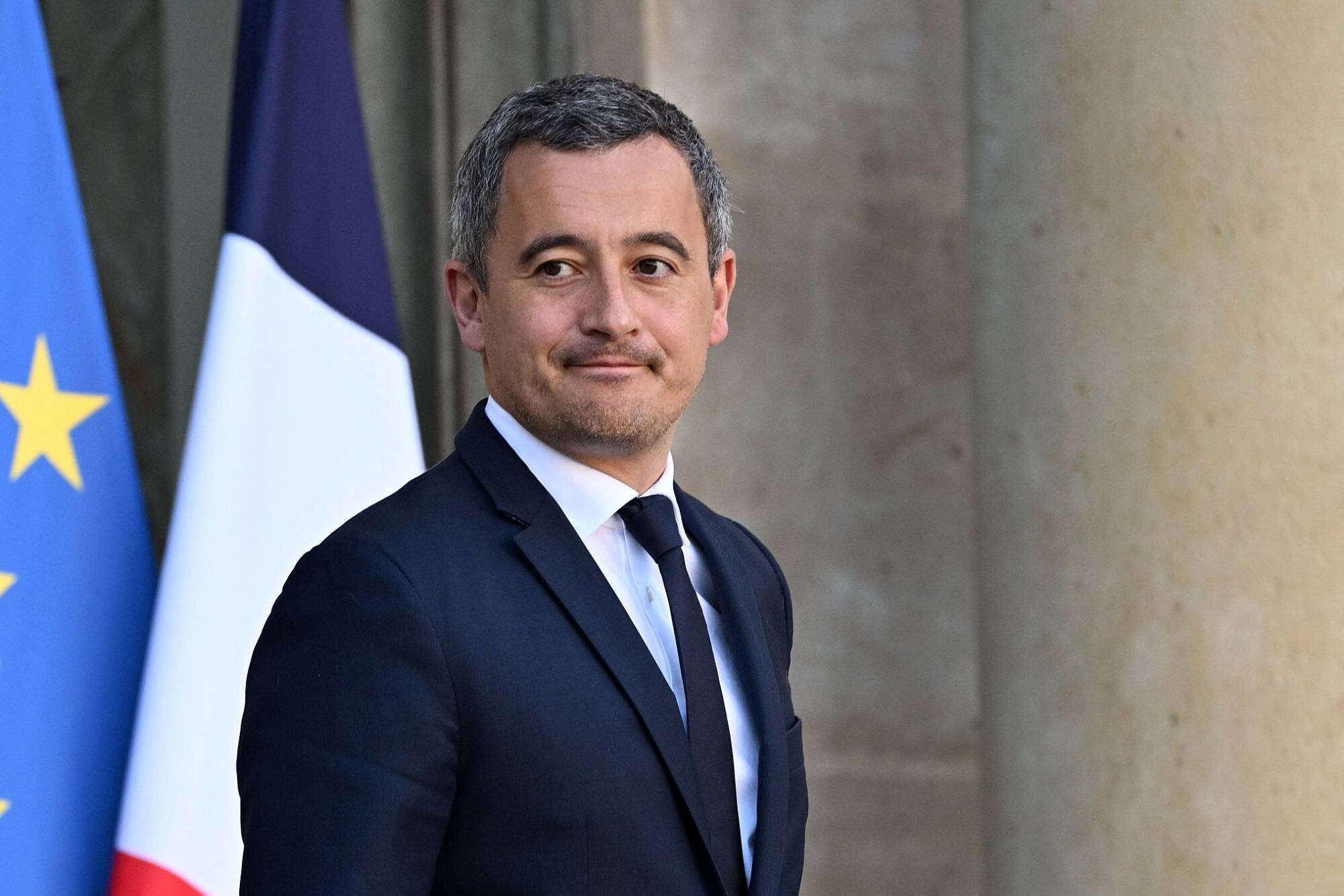 Policiers et gendarmes à pied "devant tous les lieux de culte", attentions particulières... Ce que prévoit Gérald Darmanin pour sécuriser les fêtes juives et chrétiennes en France