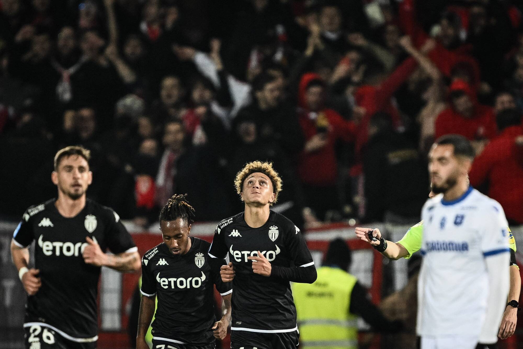 Grâce à un doublé de Ben Seghir, l'AS Monaco s'impose 3-2 à Auxerre