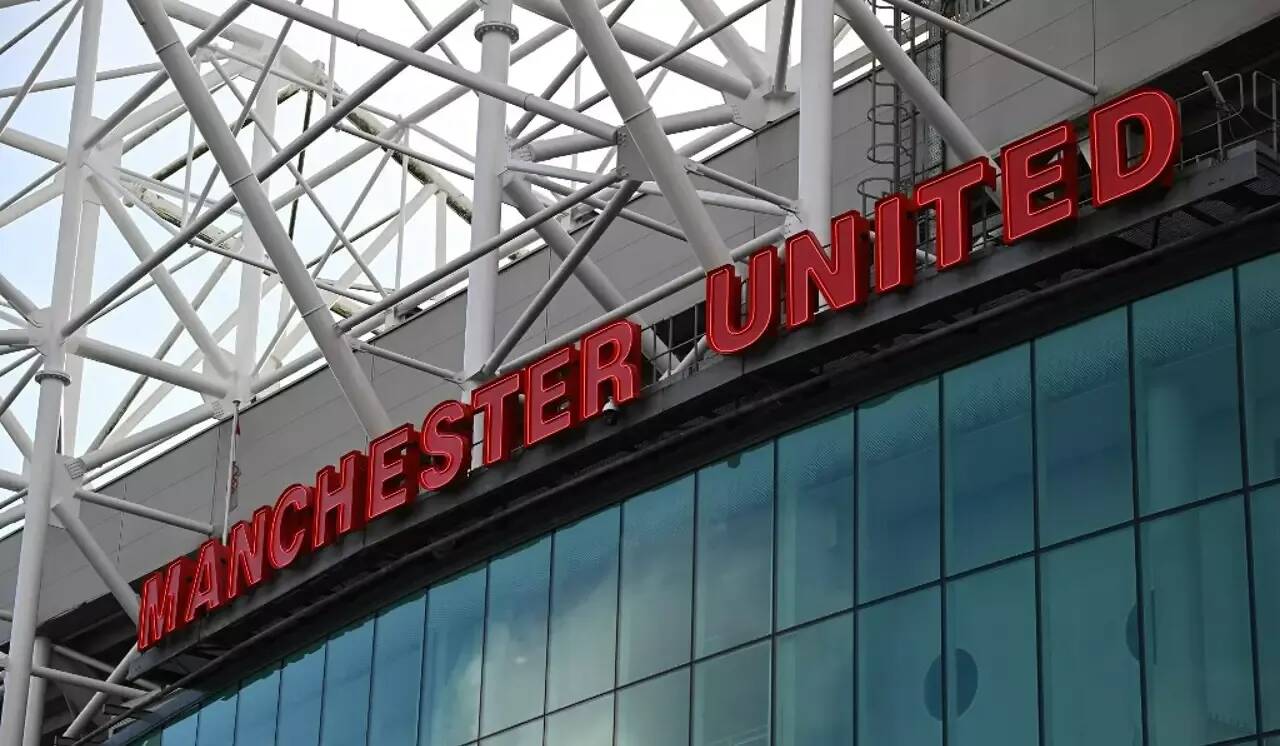 Rachat de Manchester United: Zilliacus se retire et dénonce une "farce", le patron de l'OGC Nice toujours en lice