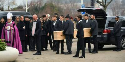 Le mari de l'enseignante tuée par un élève lui rend un émouvant hommage en dansant lors de ses obsèques