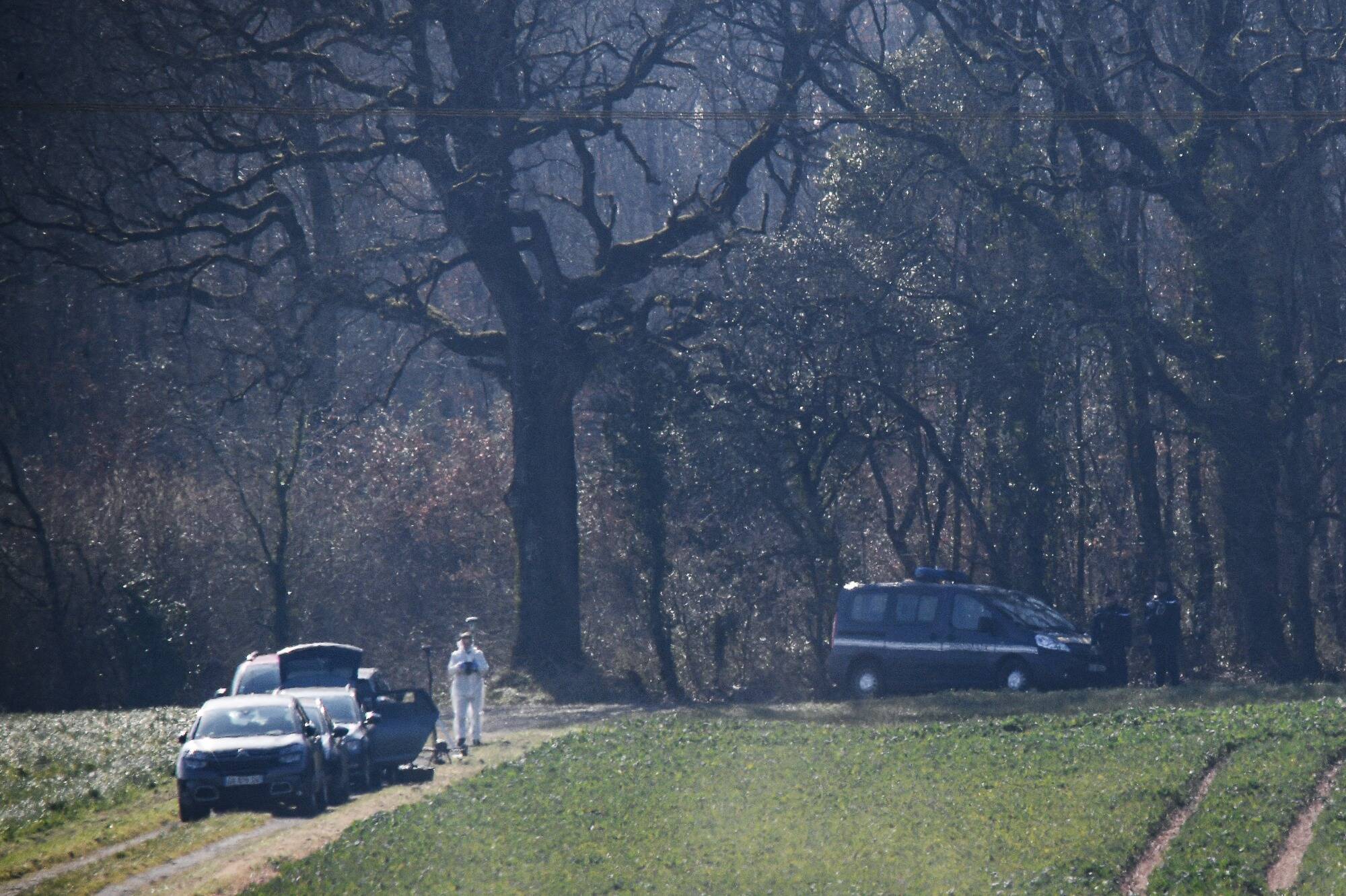 Les corps de Leslie et Kévin retrouvés enterrés: qui sont Tom, Nathan et Enzo, les trois suspects mis en examen?