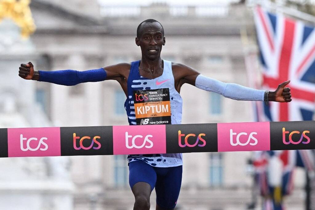 Marathon de Londres: Kelvin Kiptum fait le 2e chrono de l'histoire, Sifan Hassan réussit sa première