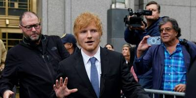 Accusé de plagiat, le musicien Ed Sheeran gagne son procès en chantant avec sa guitare