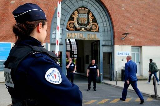 Décès d'une infirmière agressée au couteau: "un des drames les plus intenses" pour le pays