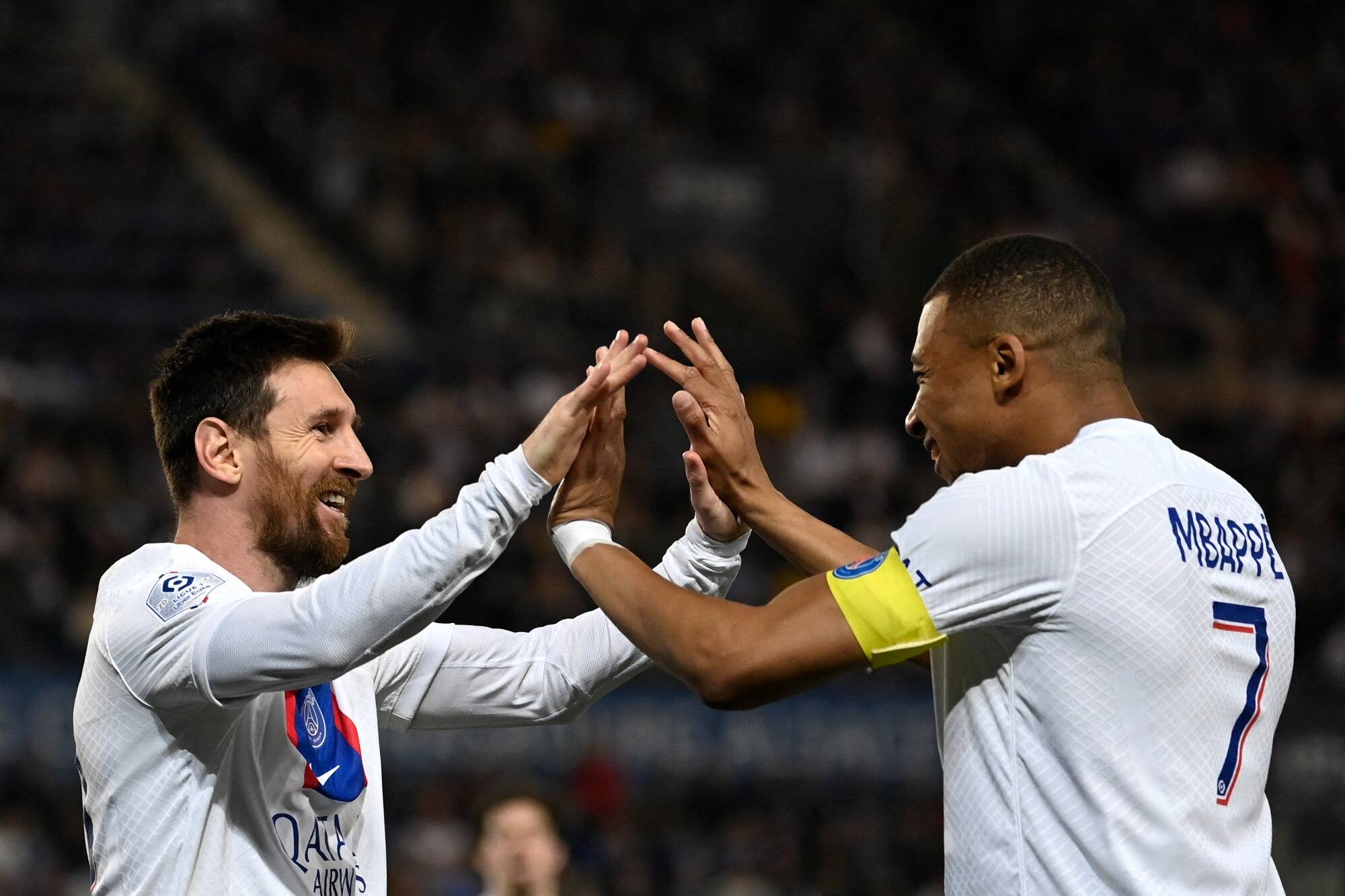 Le PSG remporte son 11e titre de champion de France, Lens en Ligue des champions, l'OM au tour préliminaire