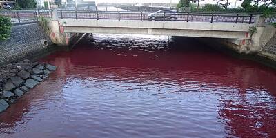 Un lac rouge sang près d'une brasserie sème l'émoi au Japon
