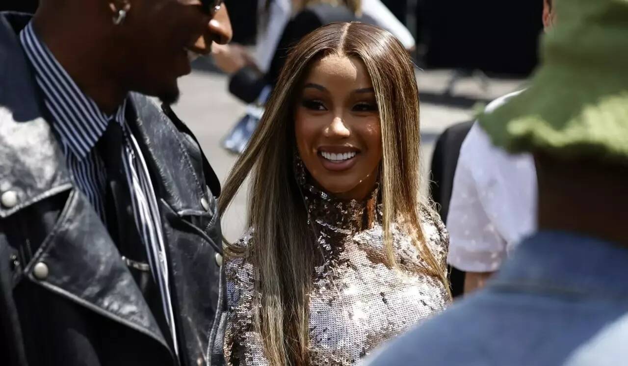 "Je le dirai sur mon lit de mort, je ne l'ai pas touchée." Accusée d'agression, la rappeuse Cardi B acquittée