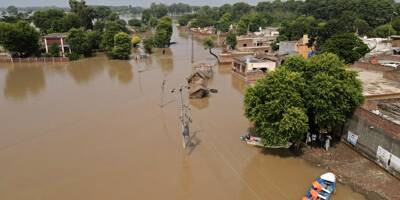 Environ 100.000 personnes évacuées après des inondations dans l'est du Pakistan