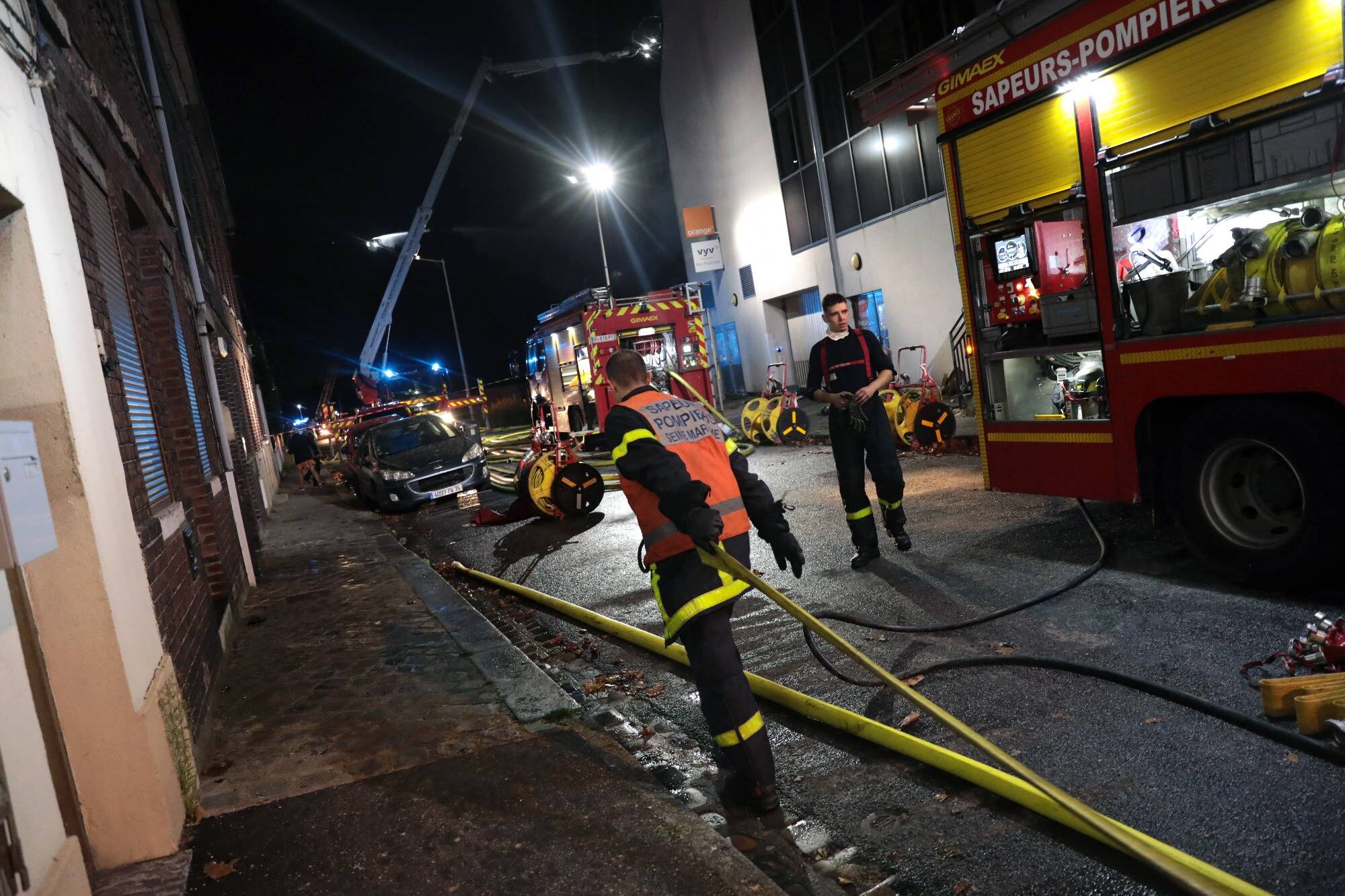 Incendie à Rouen: une école fermée "jusqu'à nouvel ordre"