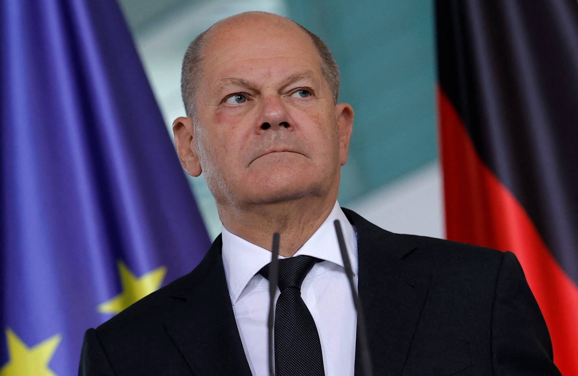 Allemagne: lourde défaite de la coalition de Scholz dans deux élections régionales, l'extrême droite progresse