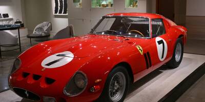 Elle est la 2e voiture la plus chère vendue aux enchères, une Ferrari de 1962 adjugée 51,7 millions de dollars