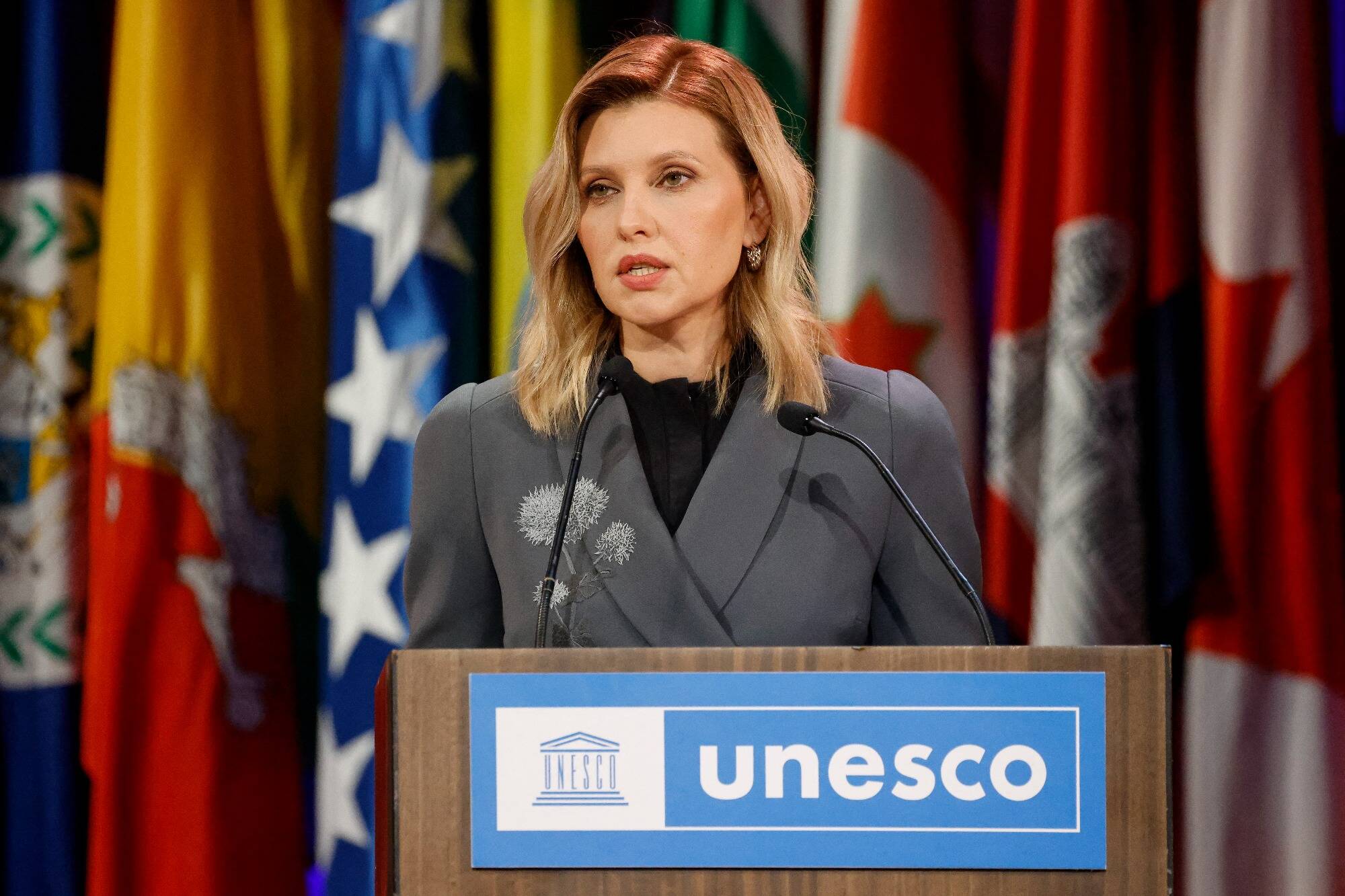 Guerre en Ukraine en direct: Olena Zelenska appelle la planète à soutenir davantage l'Ukraine, Kherson libérée il y a un an pile