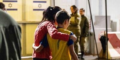 Les images de la libération du petit Eitan, retenu en otage pendant 53 jours par le Hamas à Gaza