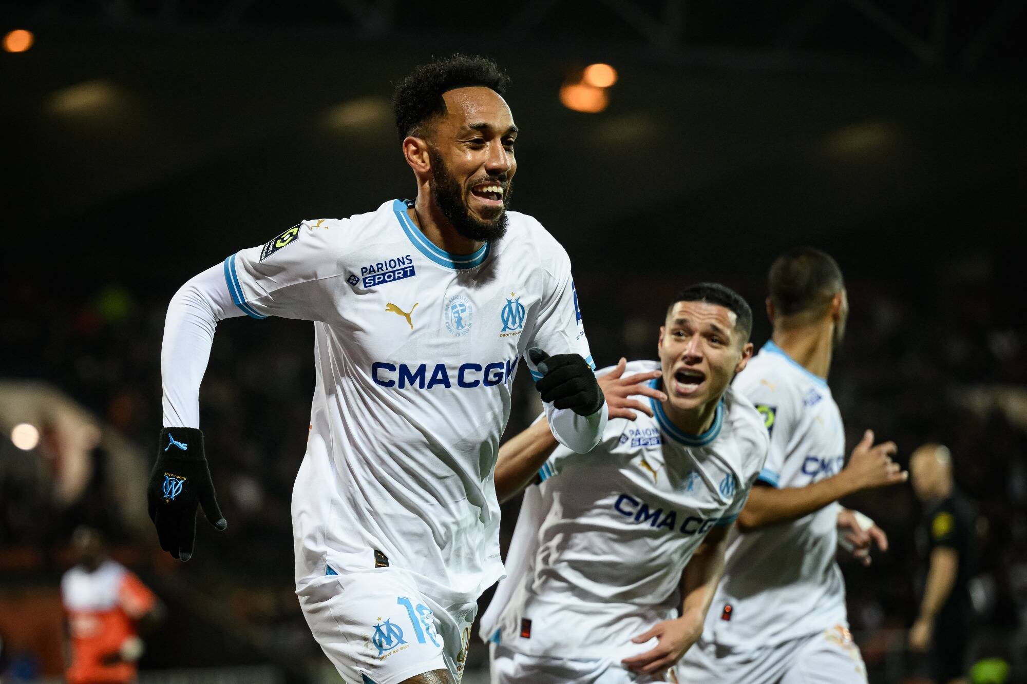 Marseille signe à Lorient (4-2) une troisième victoire consécutive en L1 et remonte à la 6e place