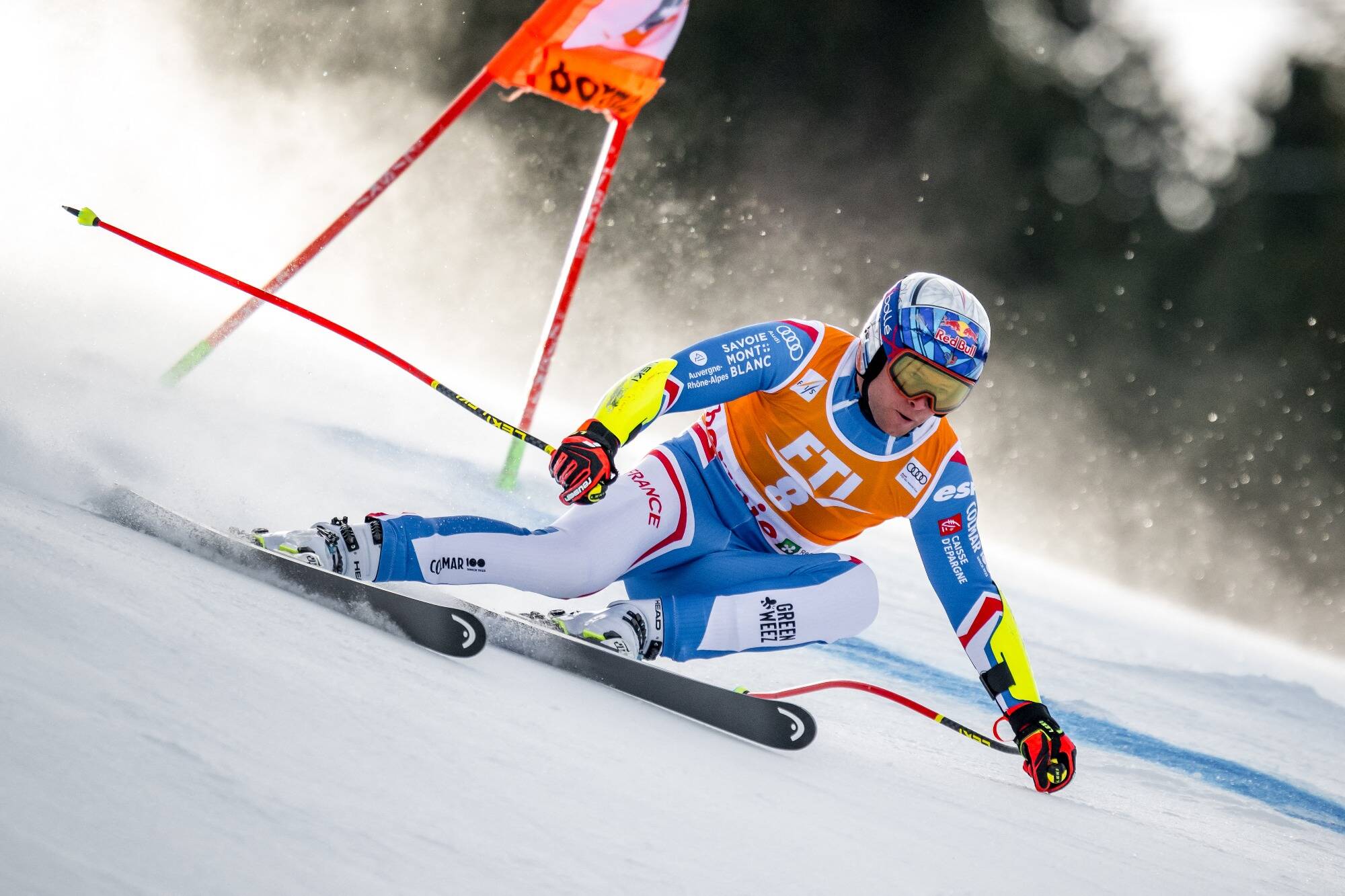 Ski alpin: inquiétude après la lourde chute d'Alexis Pinturault dans le super-G de Wengen
