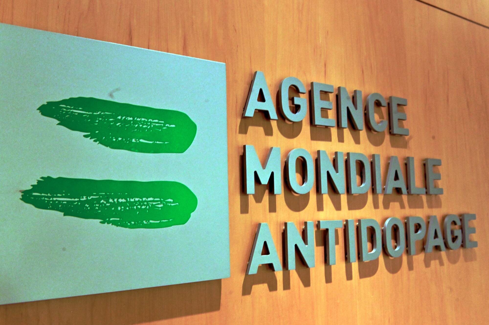 Contrôle antidopage positif après un simple contact: une possibilité "bien connue", déclare l'AMA