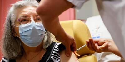 Covid-19: le Pr. Fischer demande au plus de 60 ans de se faire vacciner à nouveau