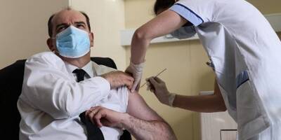 Covid-19: Jean Castex a reçu sa première injection du vaccin AstraZeneca